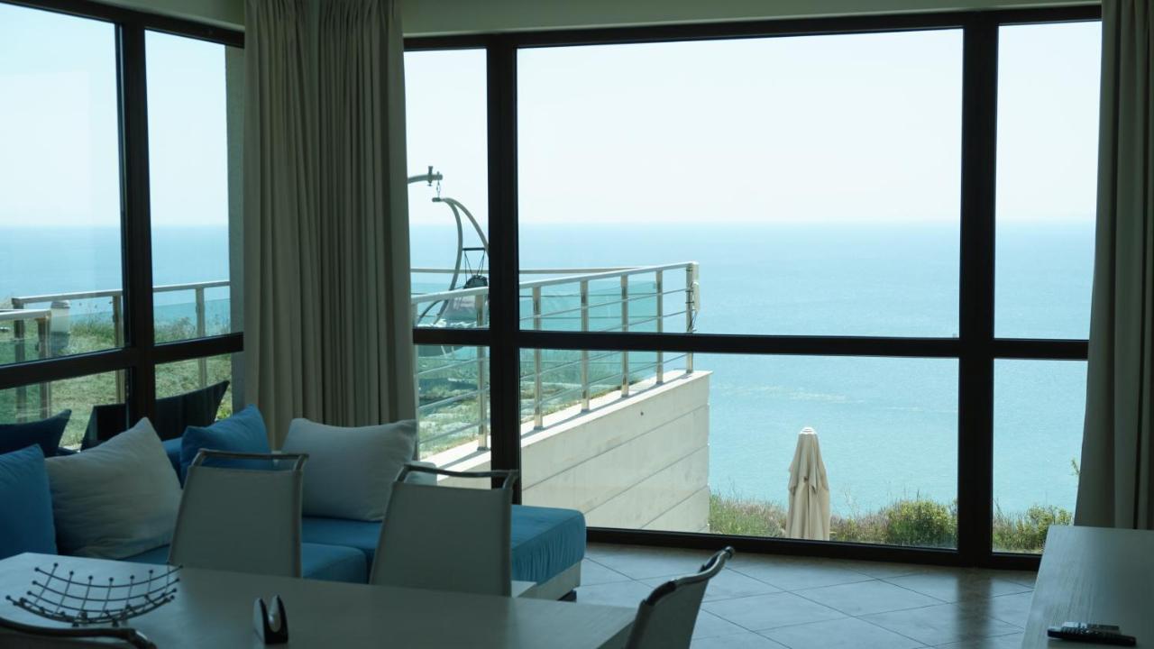 Calithea Complex Aparthotel Kavarna Bagian luar foto